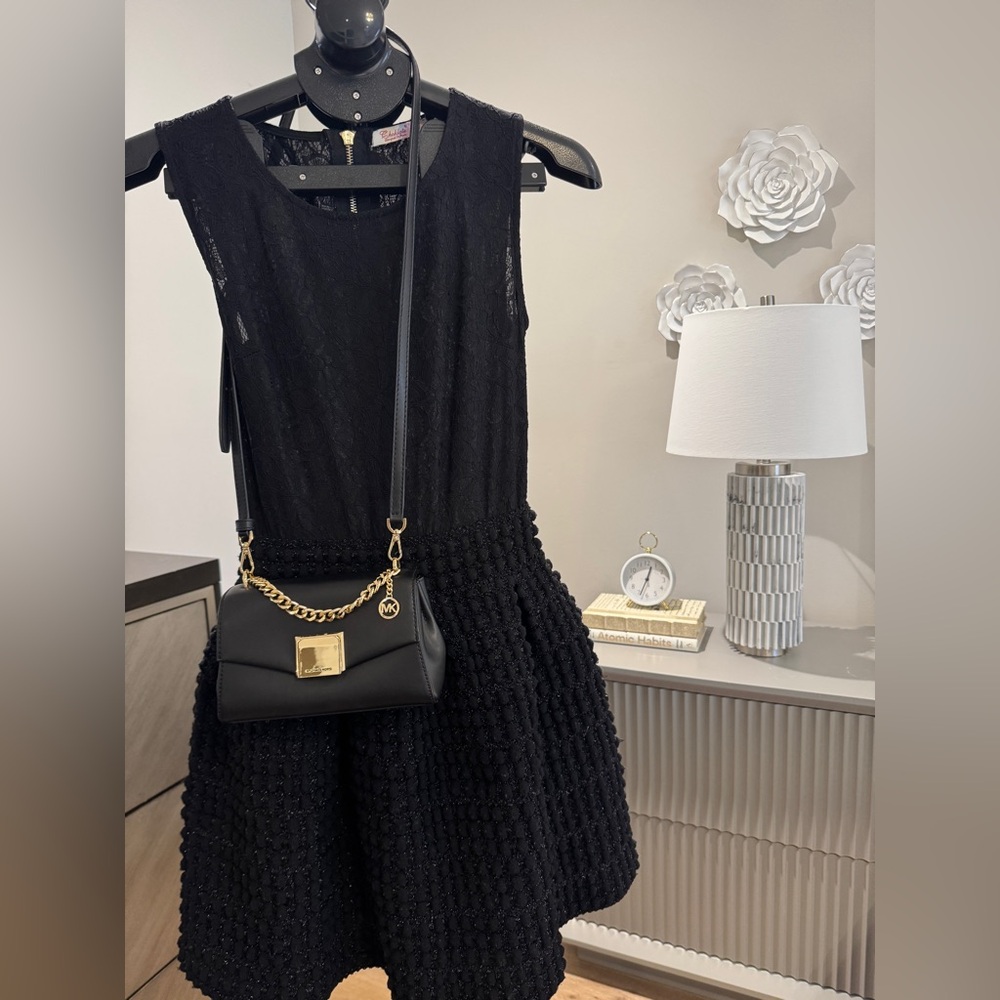 Elegant Black Textured Women's Dress
